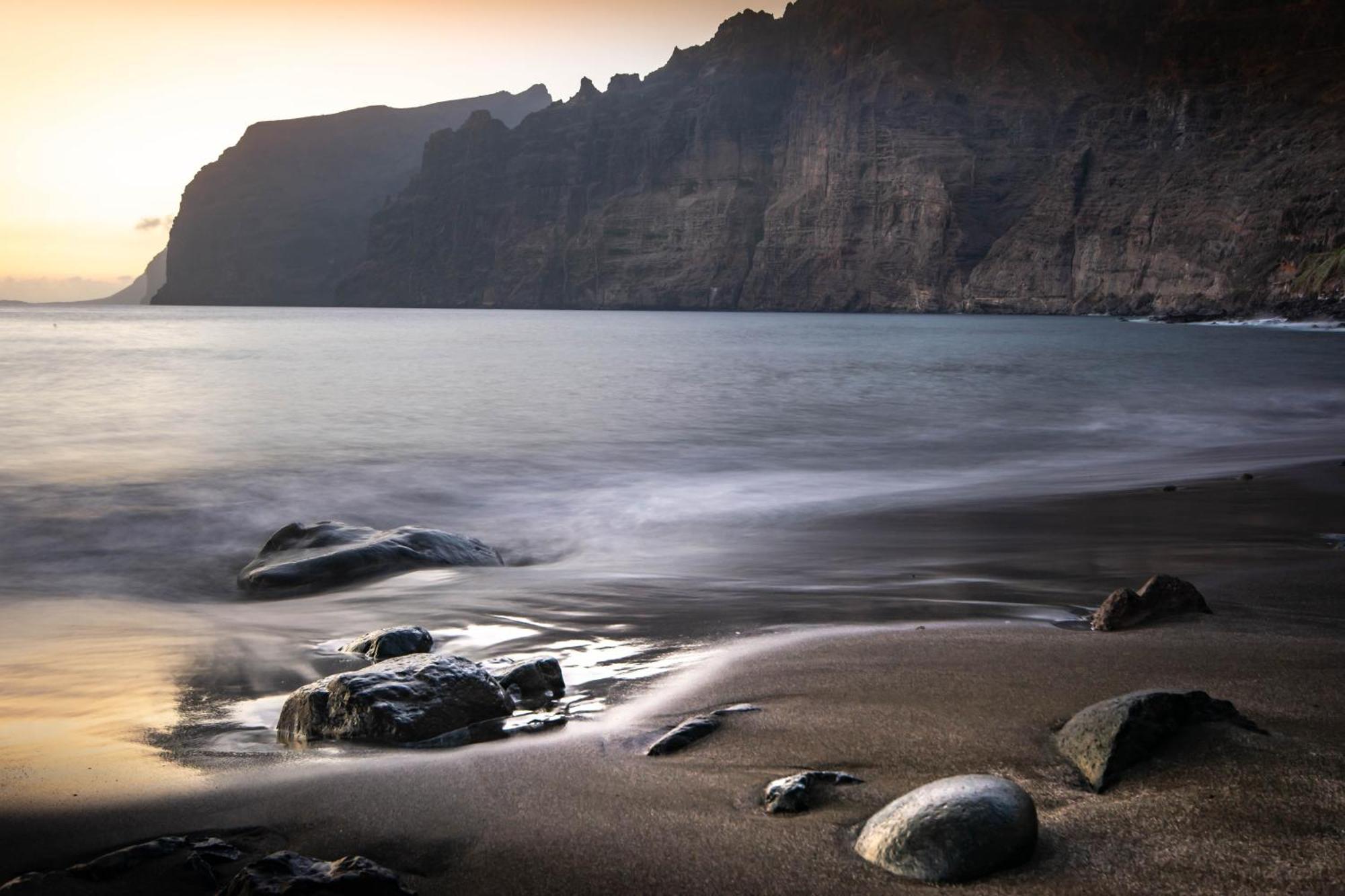 Black Sand Holiday Home Puerto de Santiago  Luaran gambar
