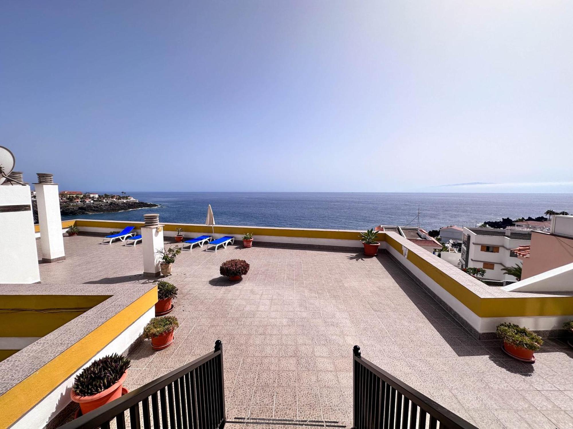 Black Sand Holiday Home Puerto de Santiago  Luaran gambar